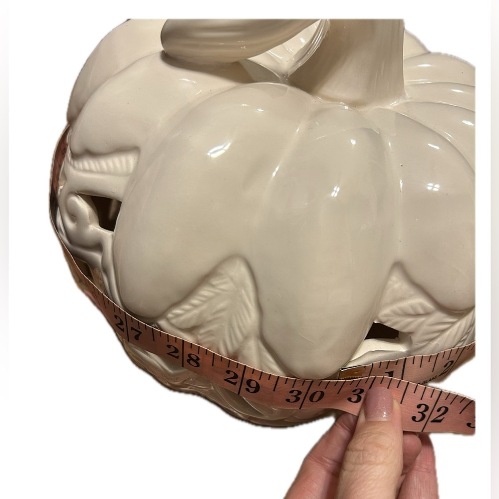 VTG Ceramic White Glazed Pumpkin. - Picture 8 of 10
